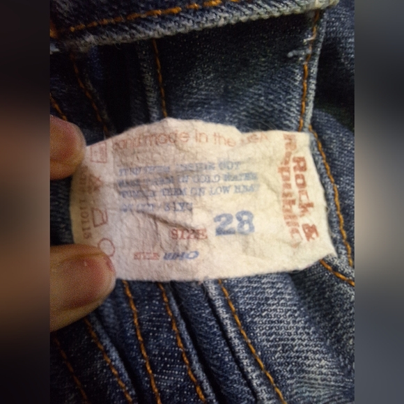 ROCK & REPUBLIC Y2K Women's medium wash low rise boot cut jeans size 28 - Picture 3 of 9